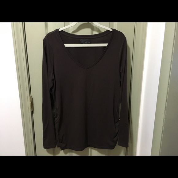 Top - Picture 4 of 4